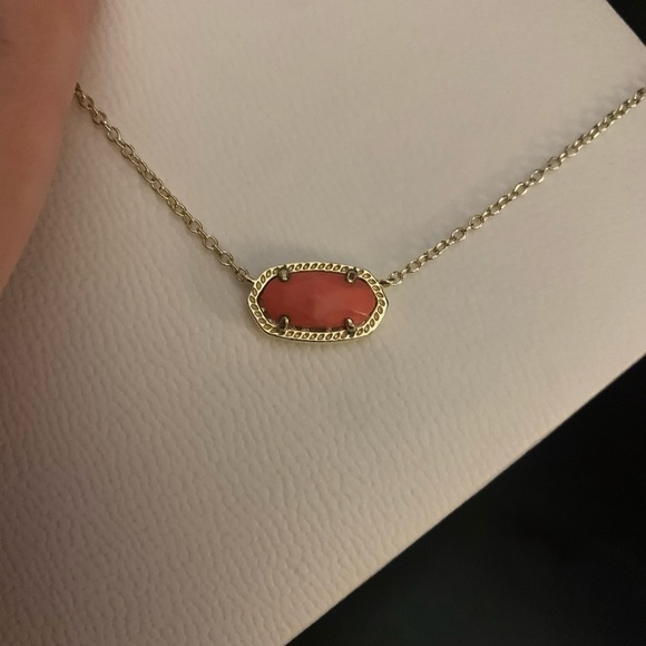 Kendra Scott coral stone necklace